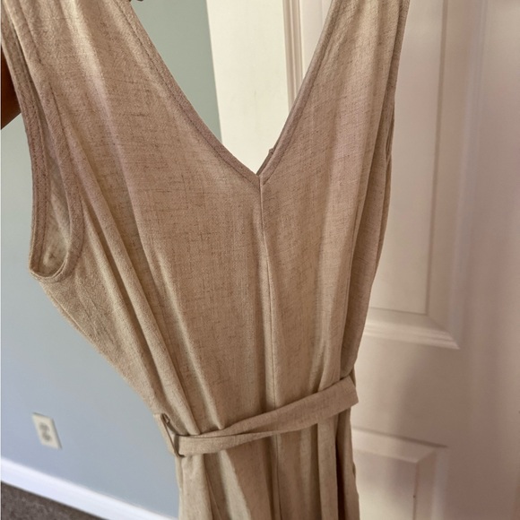 Linen romper - Picture 3 of 3